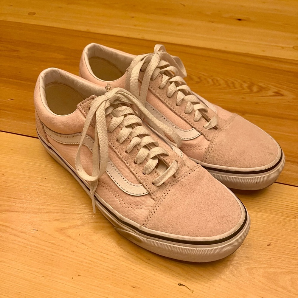 Vans Suede Pale Pink Lace Up Sneaker
